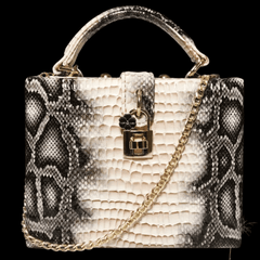 PearlAura Clutch